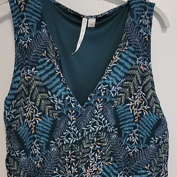 Size L, lauren conrad, summer dress - Picture 2 of 2